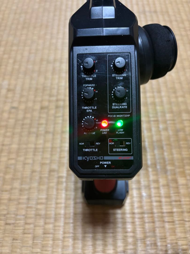 京商インファーノneo3.0工場完成済み1/8 21エンジン4WDレーシングバギ