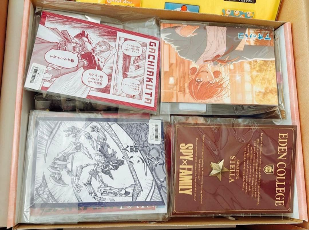 アニメ　漫画グッズ　缶バッジ　紙類　付録類　まとめ売り