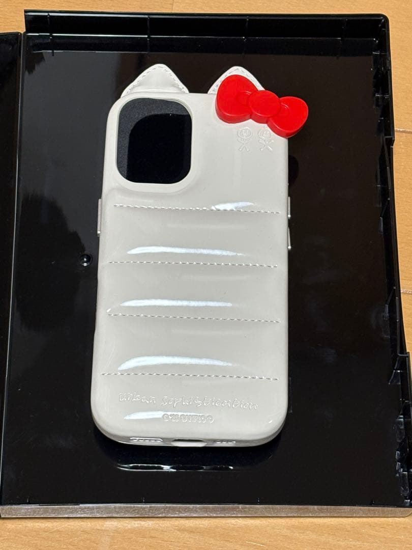 Hello Kitty × urbansophisticationtm