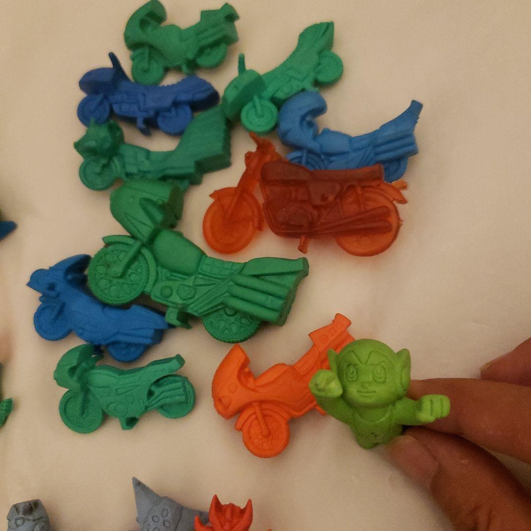 ガン消し　キン消し　特撮　怪獣など　当時物　大量まとめ売り　1000体以上