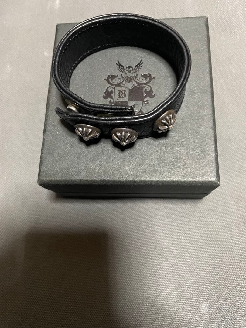 クロムハーツ　3ボタン2スナップ　ブレスレットchrome hearts