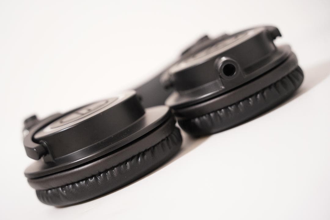 オーディオテクニカ ATH-M50x プロフェッショナル モニターヘッドホン