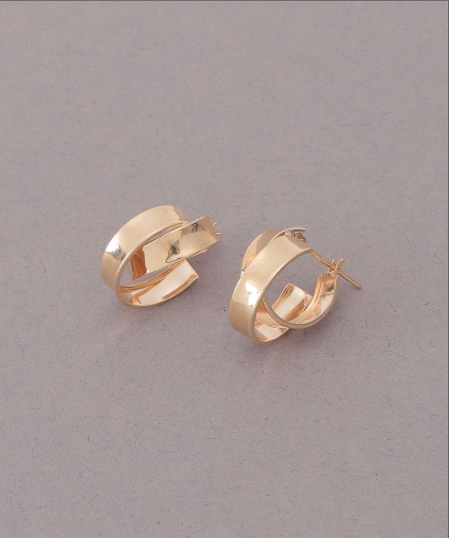 Lilas ワイドラインクロスフープピアス K10（両耳）