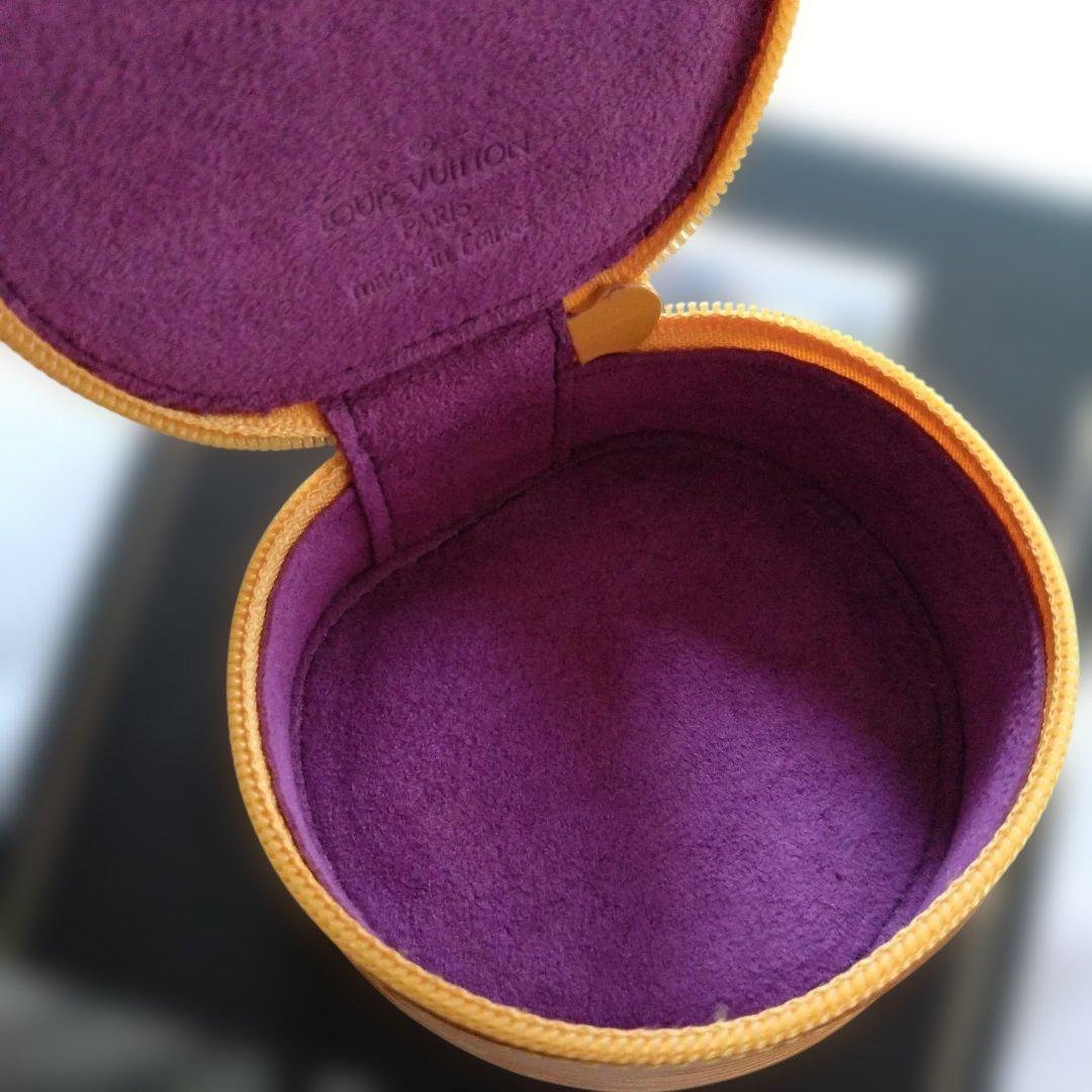 LOUIS VUITTON エピ レザー ジュエリーケース パリ専用箱 リボン付