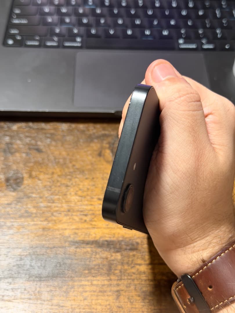 Apple iPhone 16e 256GB 100% SIMフリー