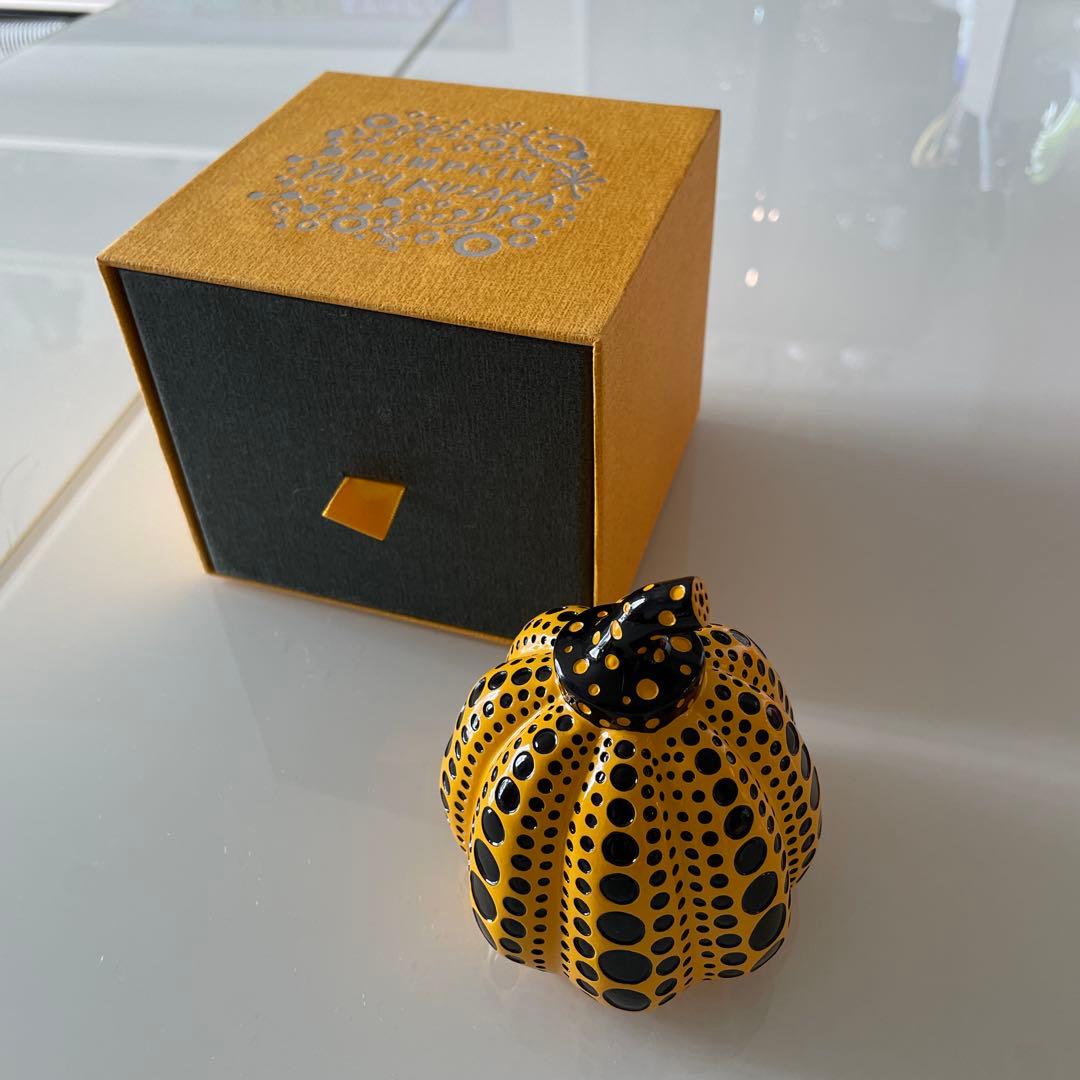 美品　草間彌生 カボチャオブジェ・ペーパーウエイト黄色