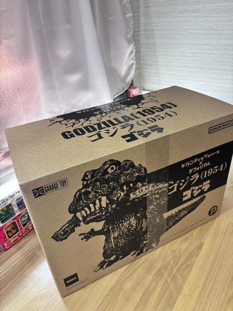 みーとなります。×デフォリアル　ゴジラ1954　フィギュア