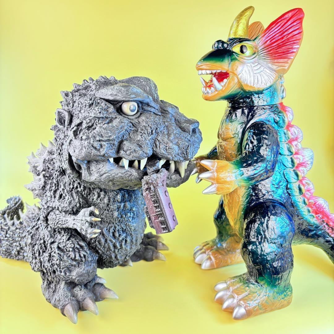 みーとなります。×デフォリアル　ゴジラ1954　フィギュア