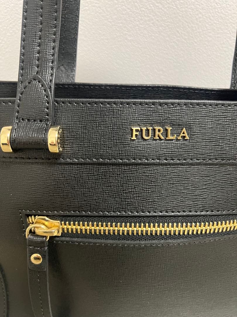 ゲリラセール‼️FURLAフルラ ギネヴラ 黒 ブラック 2way ハンドバッグ