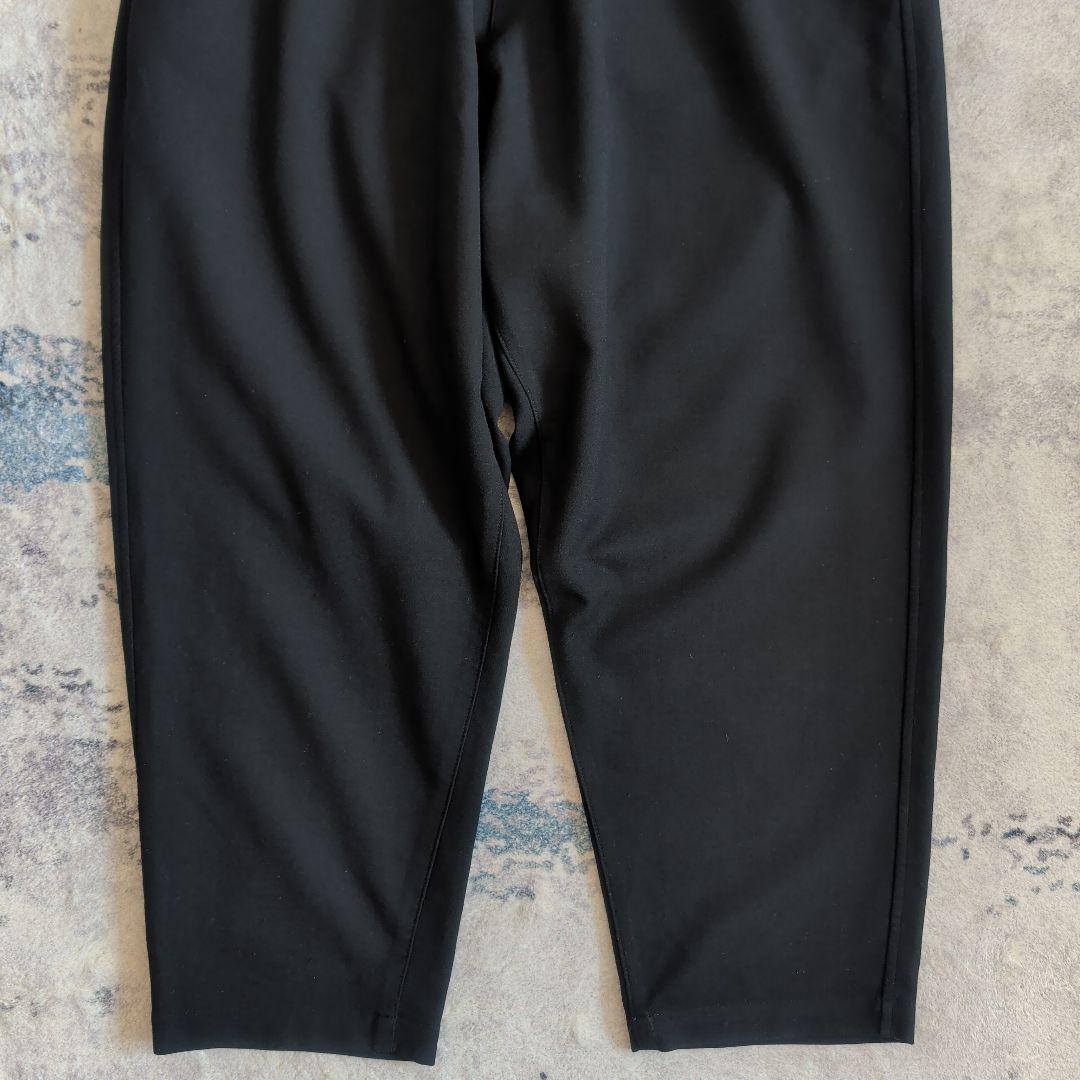 ホワイトマウンテニアリング ストレッチド テーパード サルエルパンツ