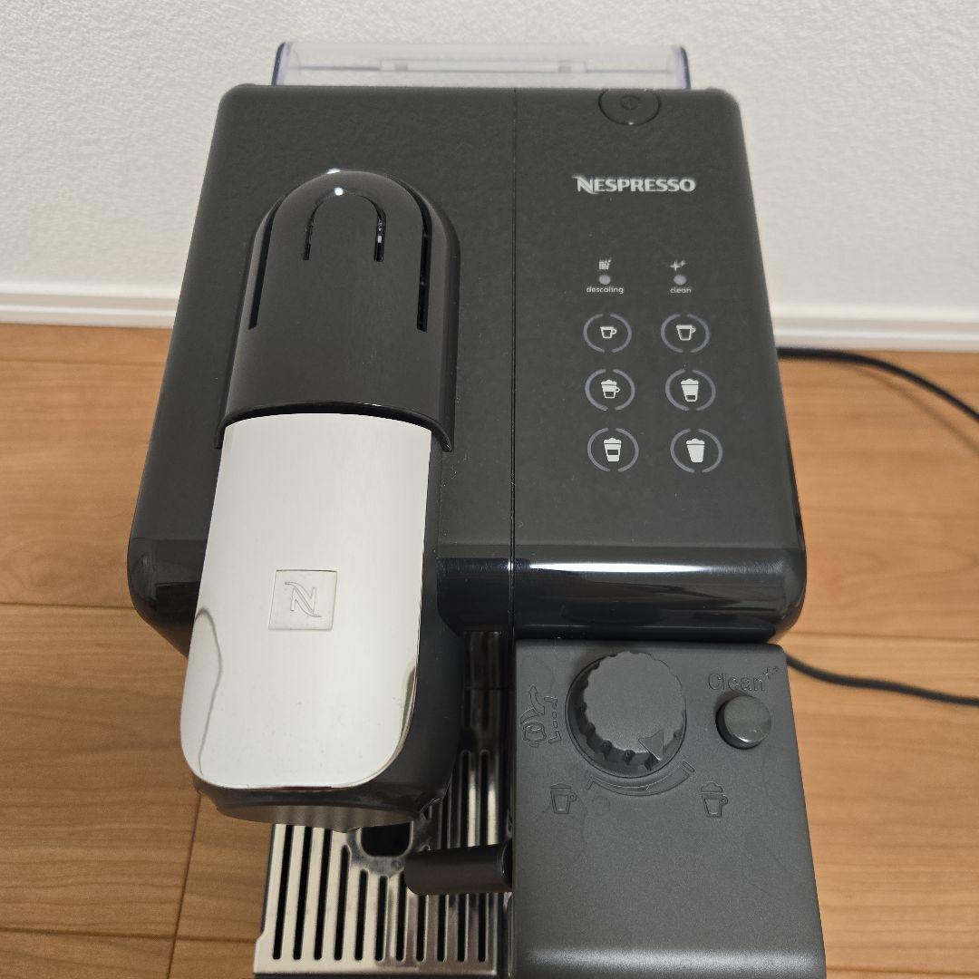 Nespresso ラティシマタッチプラス　ブラック