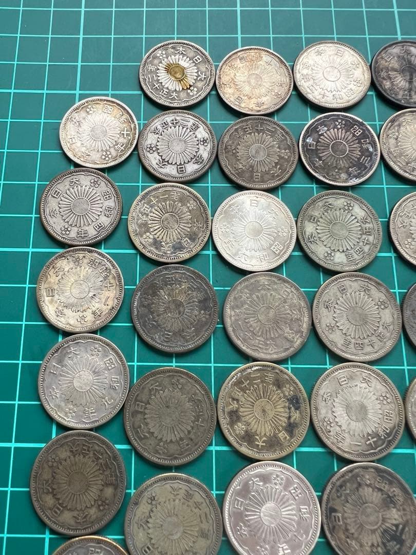 日本銀貨　小型50銭銀貨 50枚まとめロット