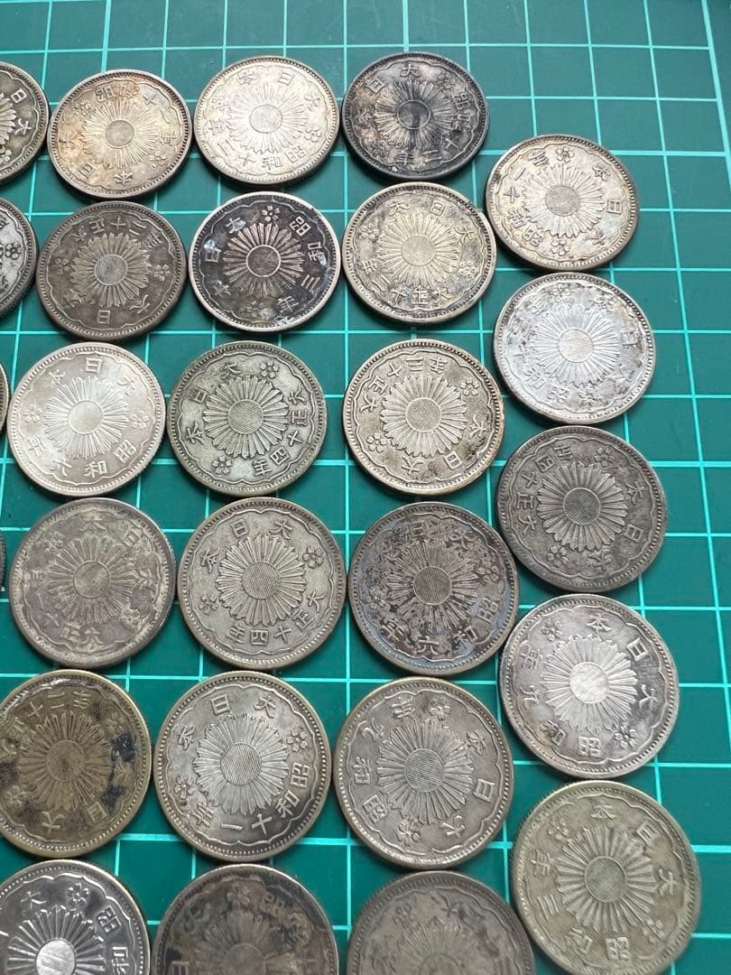 日本銀貨　小型50銭銀貨 50枚まとめロット