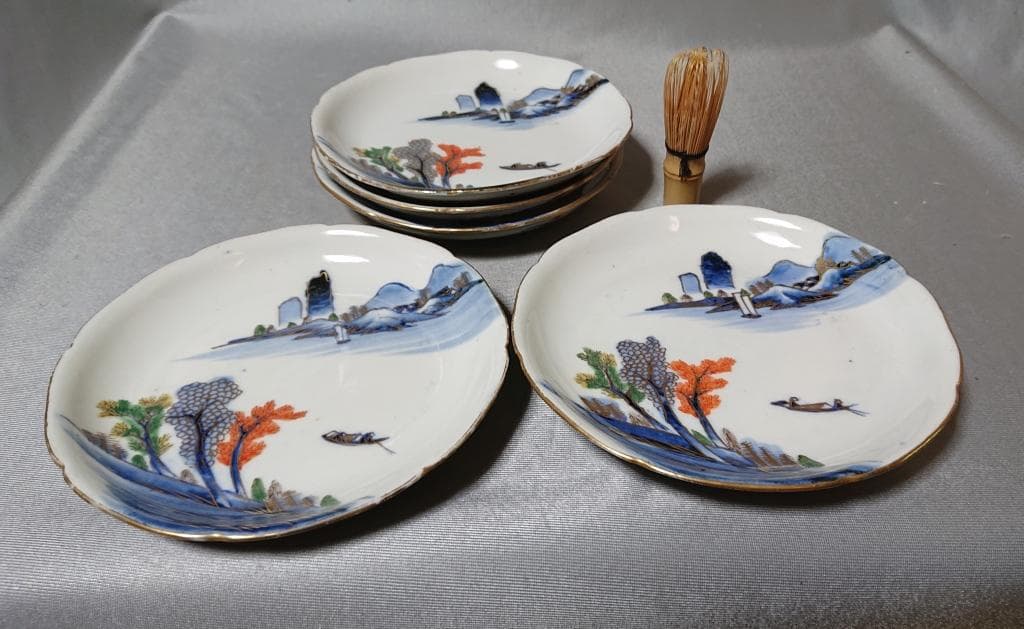 17　古伊万里　輪花　色絵山水図　大明成化年製銘　江戸中期　中皿　5客