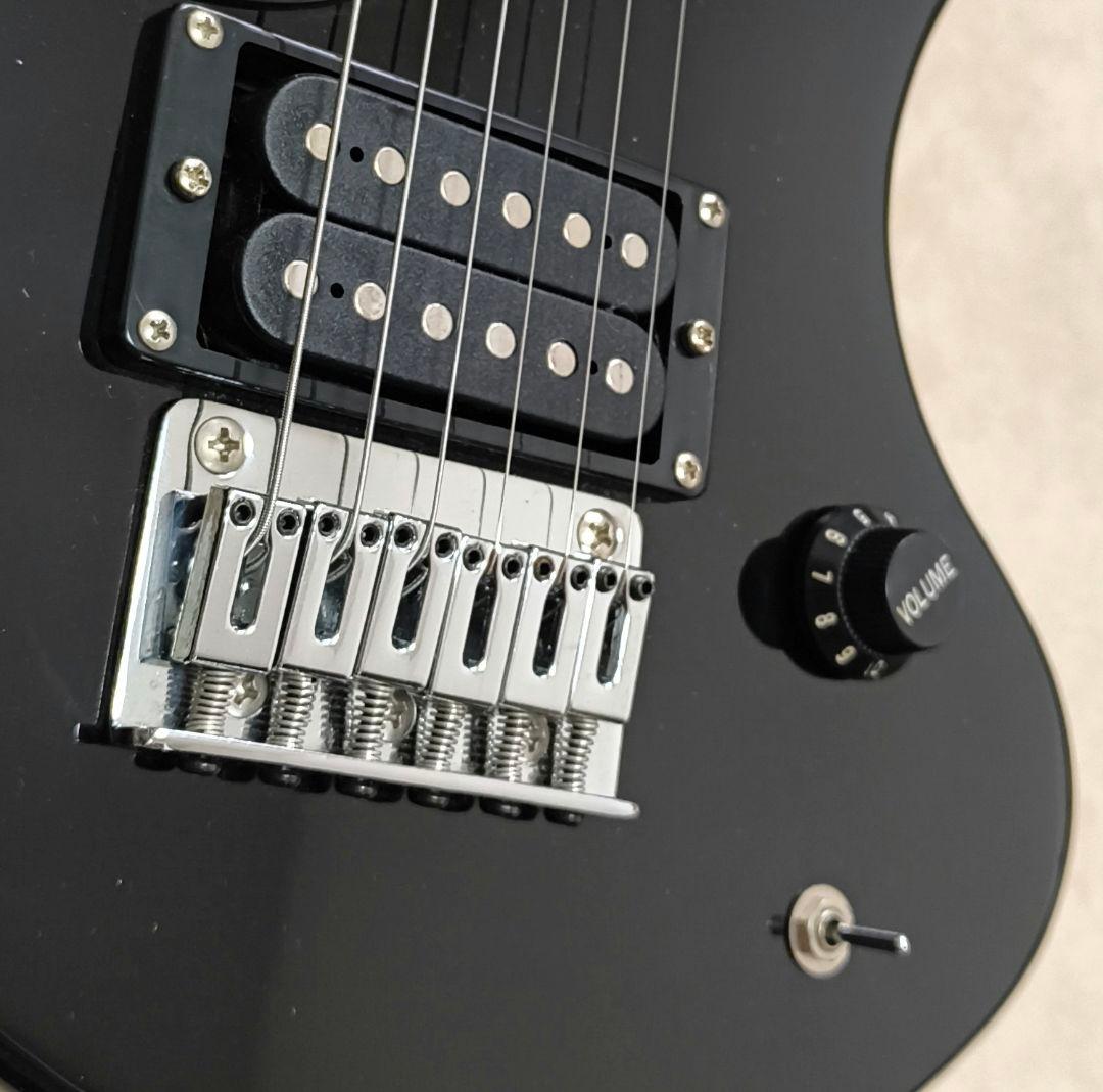 【超美品】ZO-3 ブラック アンプ内蔵ミニギター 専用ケース付き！！