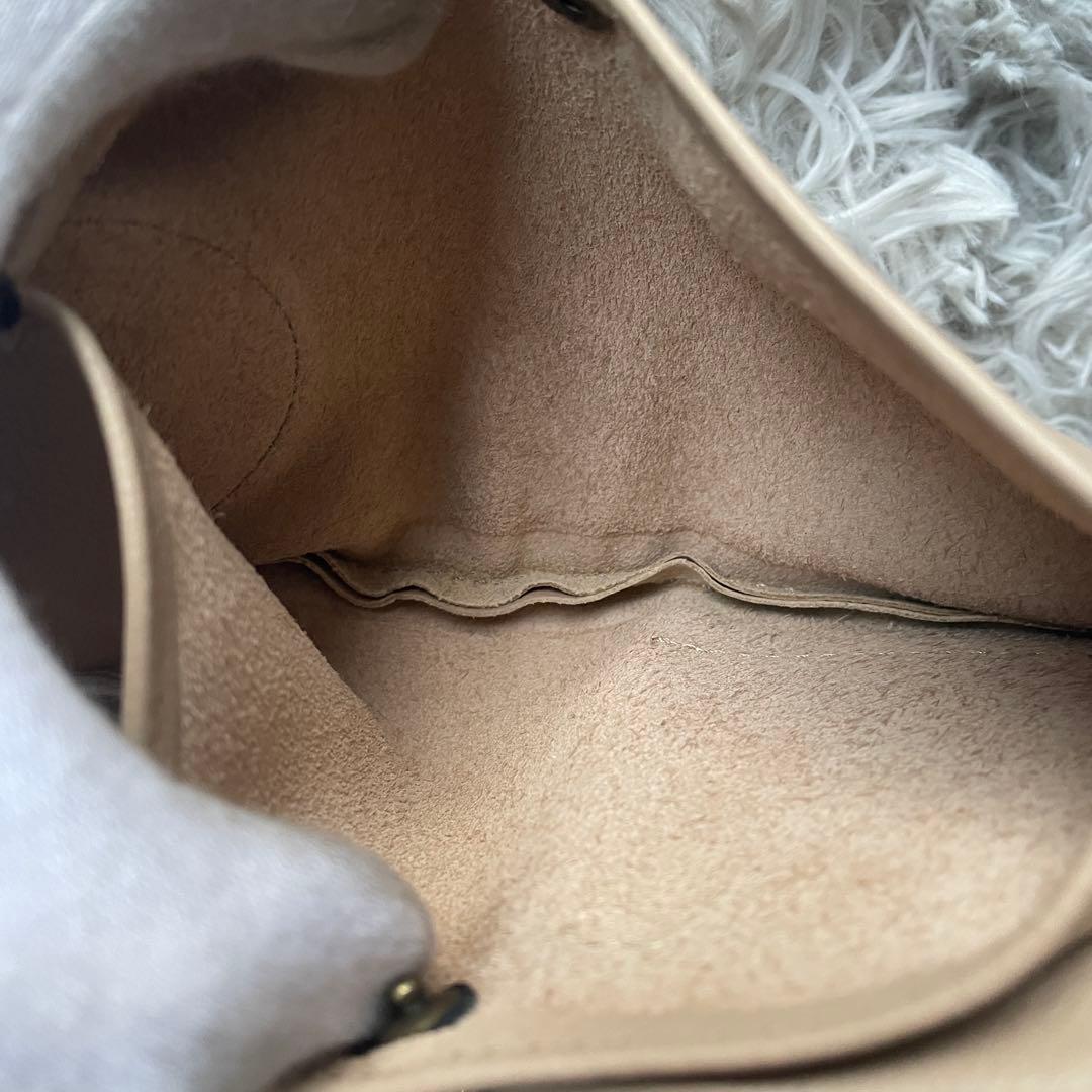 【未使用級】モキップ ミニパース ショルダーウォレット ガルーシャ