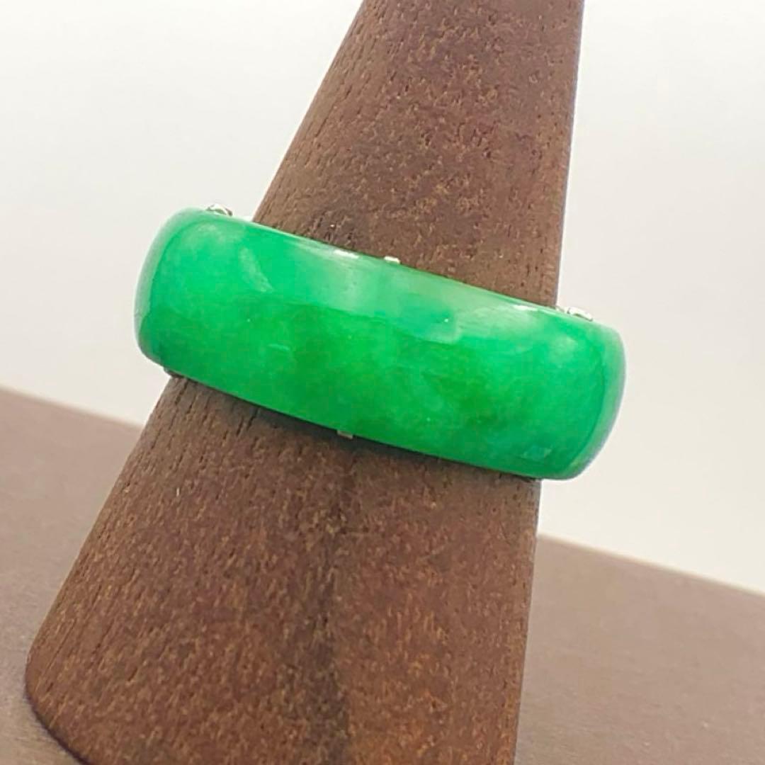 天然翡翠ヒスイプラチナリング　PT900 20号 鑑別書付き