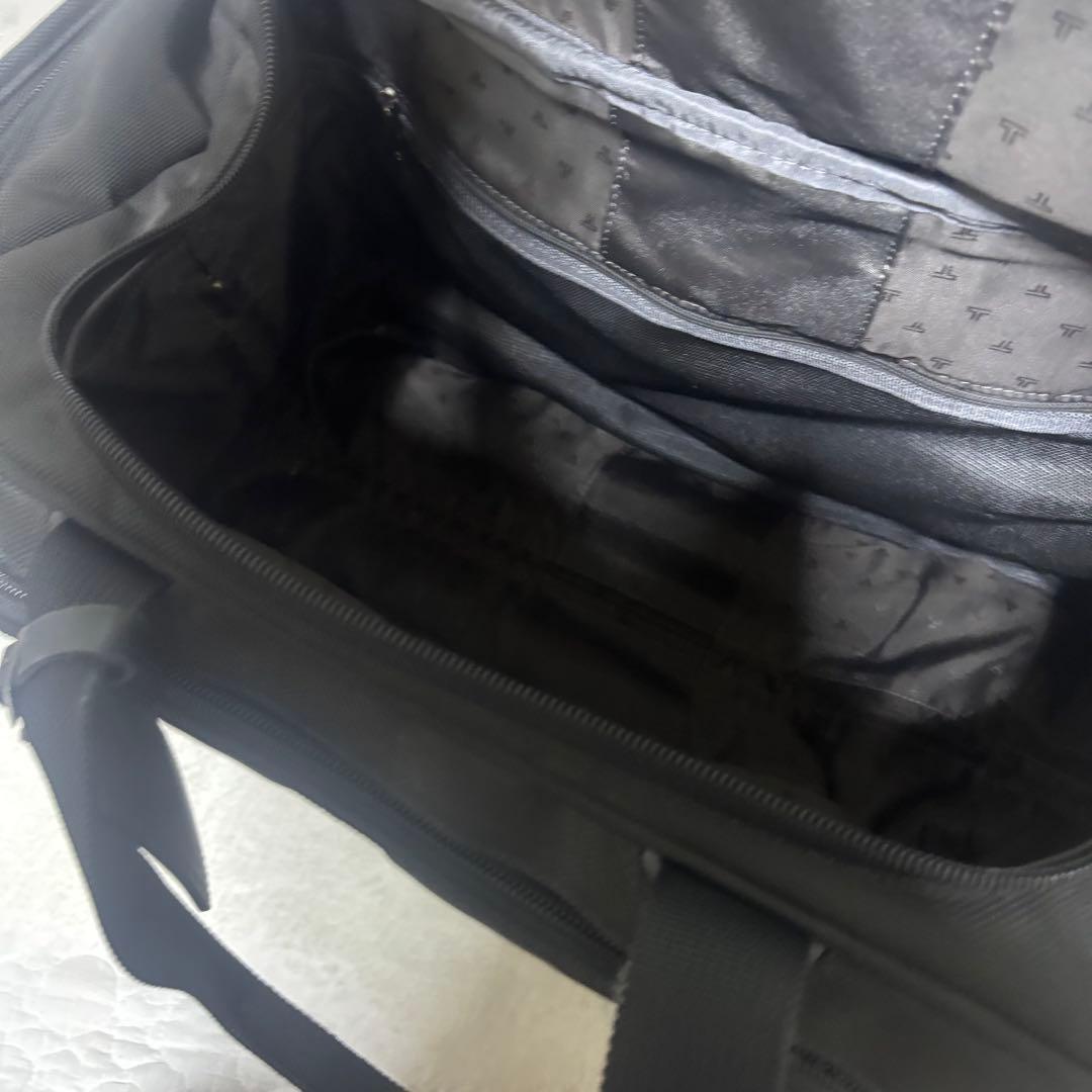 【希少】トゥミ　ミディアム ウィールド ダッフルキャリーケース　22040D4