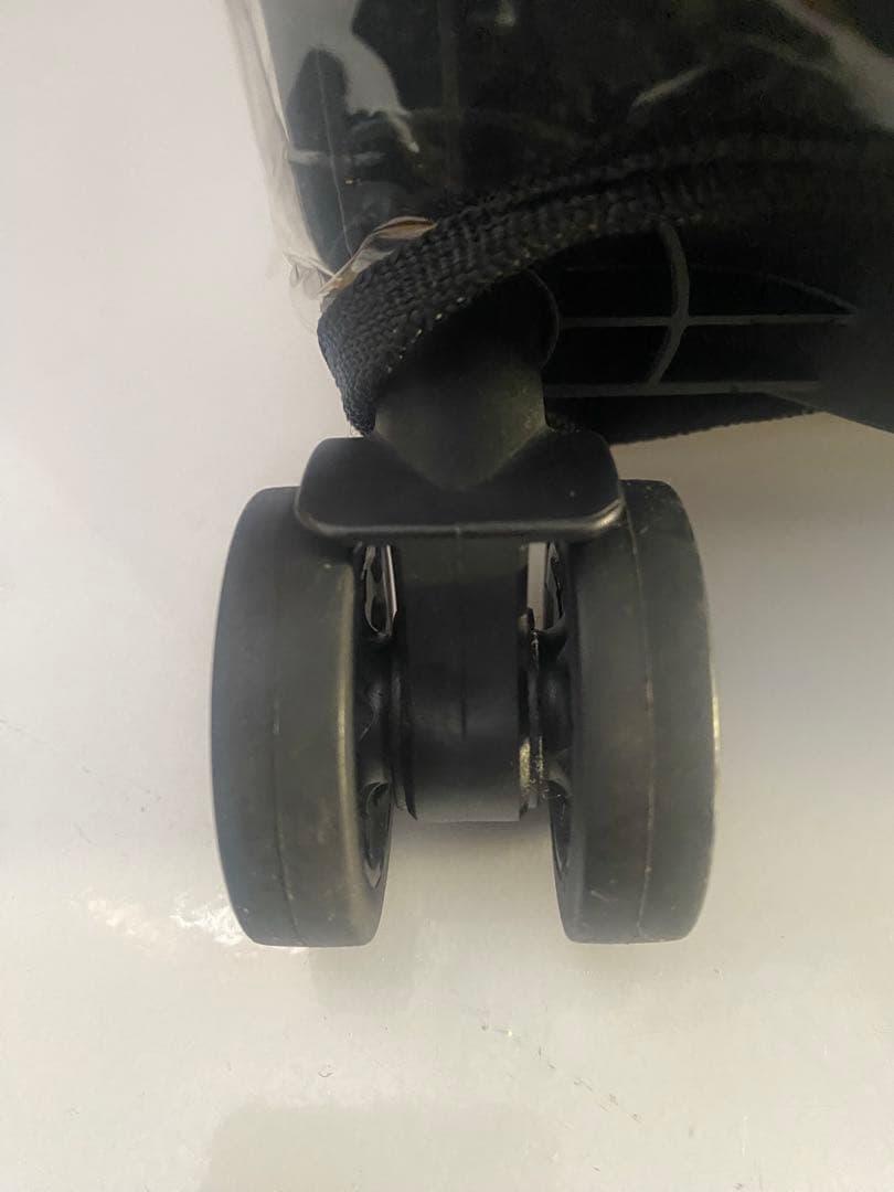 非売品 新品未使用AMG ダークグレー キャリーケース 33L