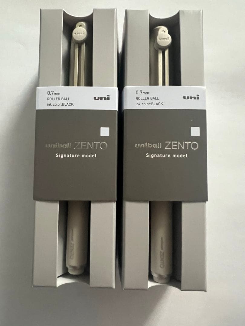 ユニボールゼント シグニチャーモデル 0.7mm 2本セット シャンパンゴールド