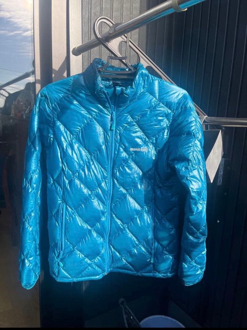 スペリオダウンジャケット　mont-bell ブルー