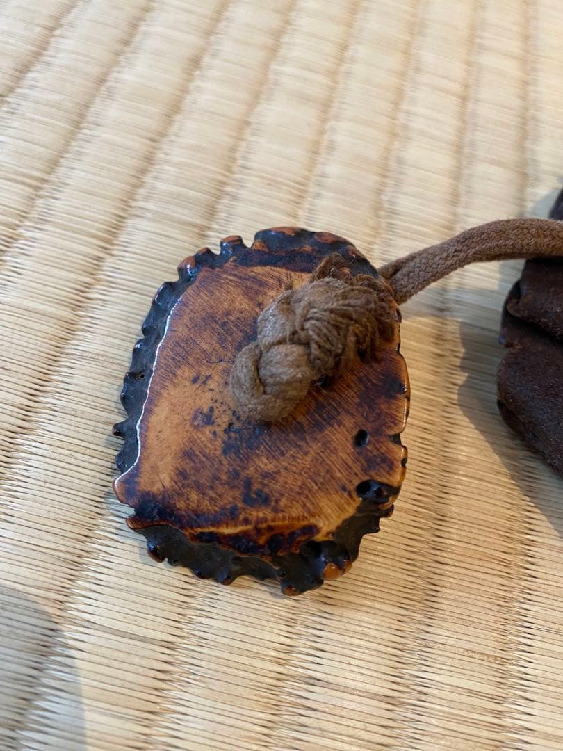 革製小袋セット　根付　緒締め　緒締玉