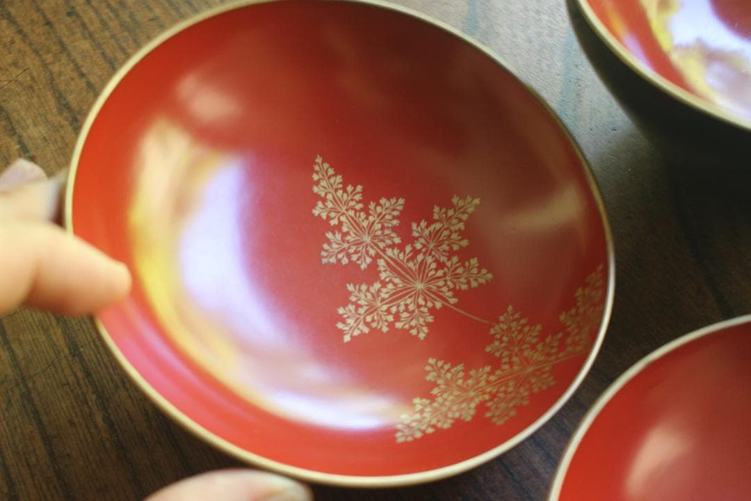 時代逸品！時代内朱金縁黒漆に優美な羊歯蒔絵の映えるお椀2点（検輪島塗蒔絵椀雑煮椀