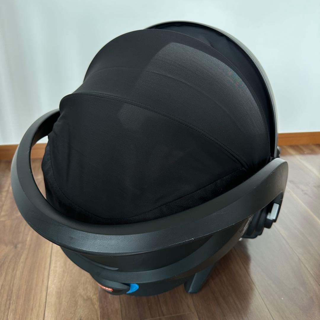 ☆美品☆ ストッケ　イージーゴー　ビーセーフ　カーシート　チャイルドシート