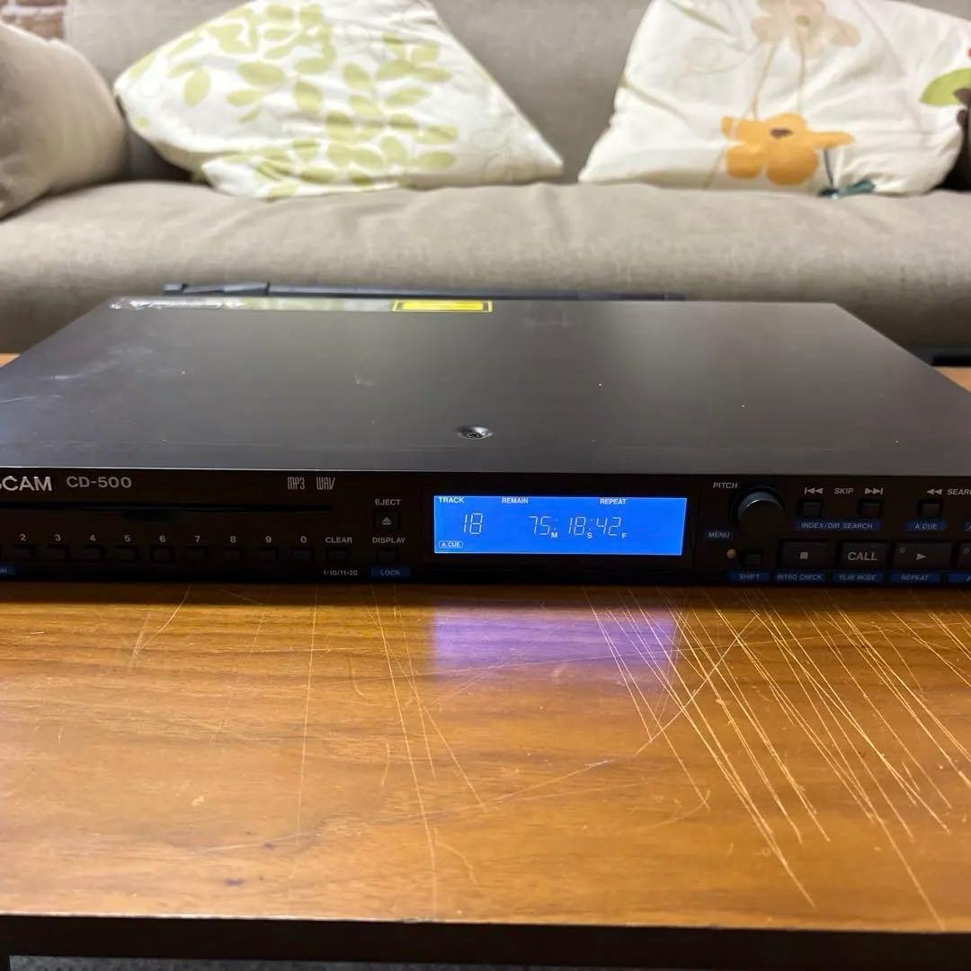 TASCAM CD-500 CDプレーヤー