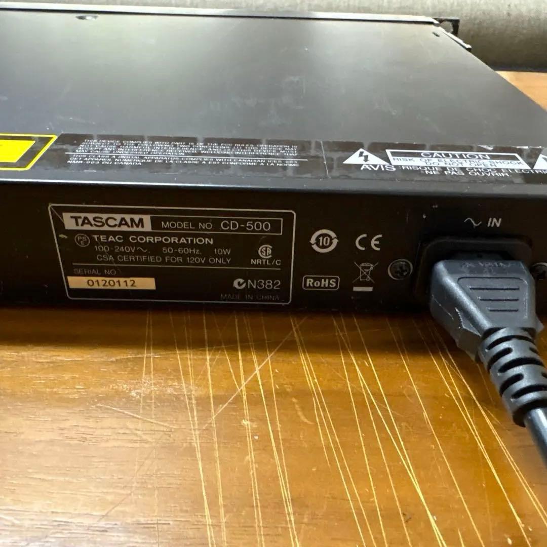 TASCAM CD-500 CDプレーヤー
