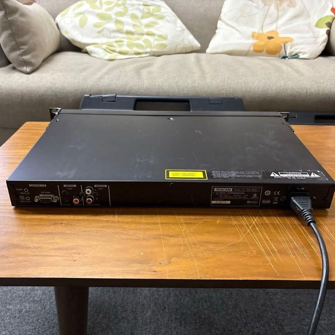 TASCAM CD-500 CDプレーヤー