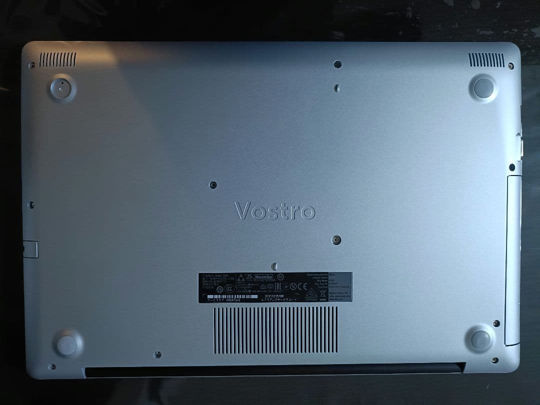 dell vostro 3580 i5(第8世代) 8gb 256gb