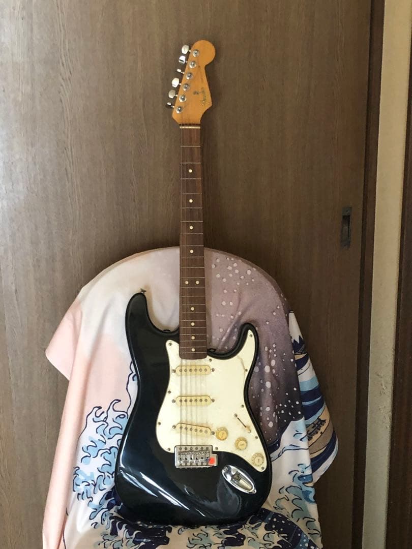 Fender Stratocaster ブラックエレキギター