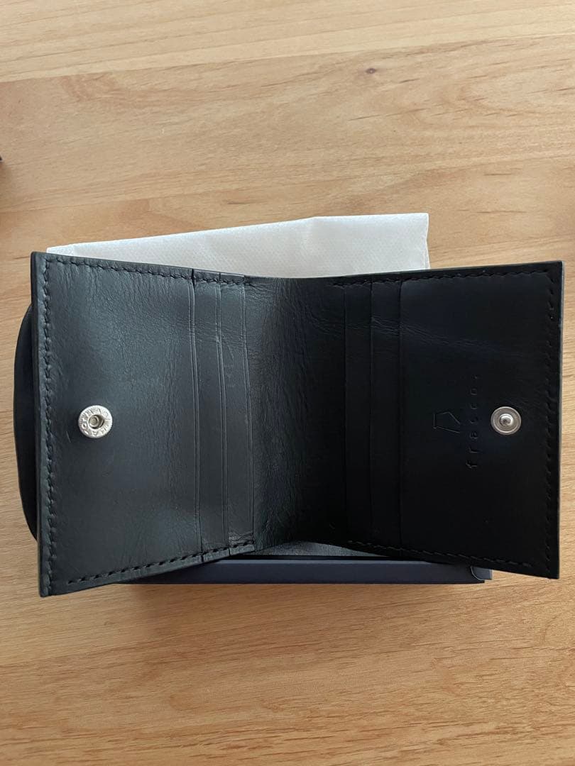 り*ご様 天溝がま口の二つ折り財布 【がま口ウォレット】 chroi's wal