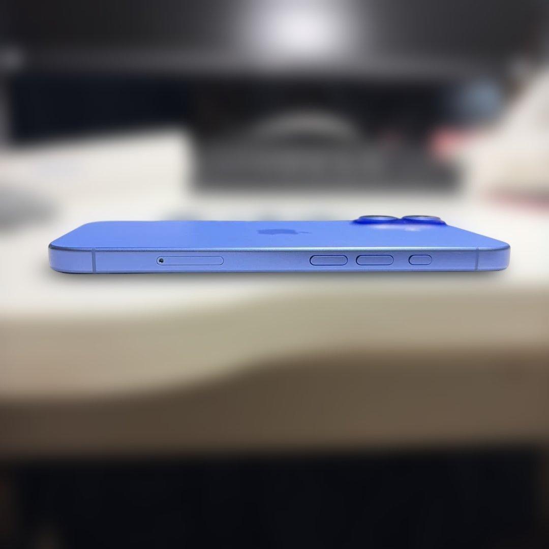 [美品] iPhone16 128GB バッテリー容量100% ウルトラマリン