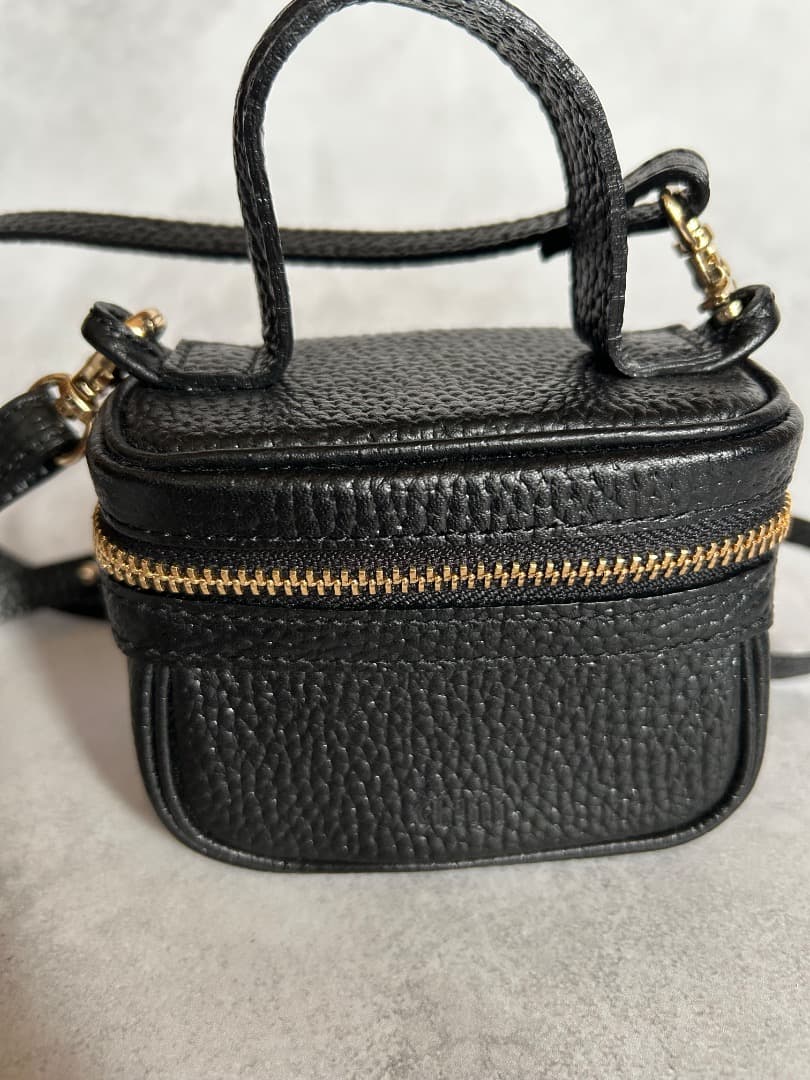 タイムセール！！！！！ chiiibag マイクロバニティ　ブラック