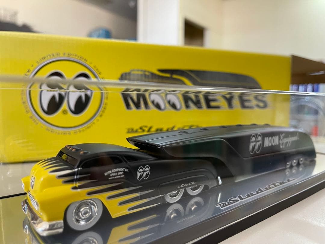 【値下げ】ムーンアイズ　ミニカー　トレーラー