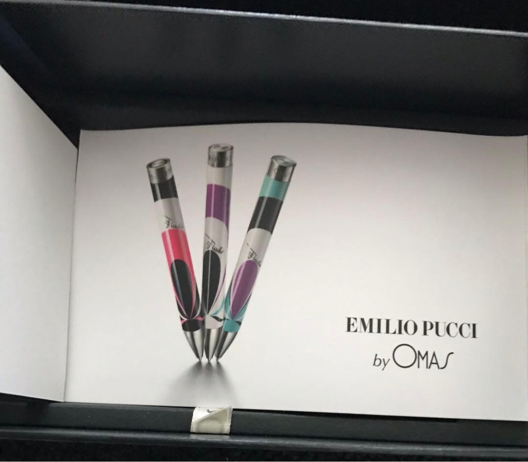 エミリオ　プッチとオマスとのコラボモデル