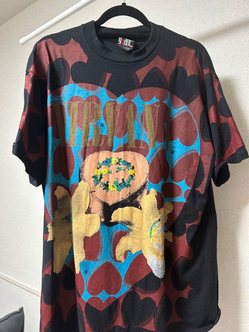 Nirvana / ニルヴァーナ 　Tシャツ Heart Shaped Box