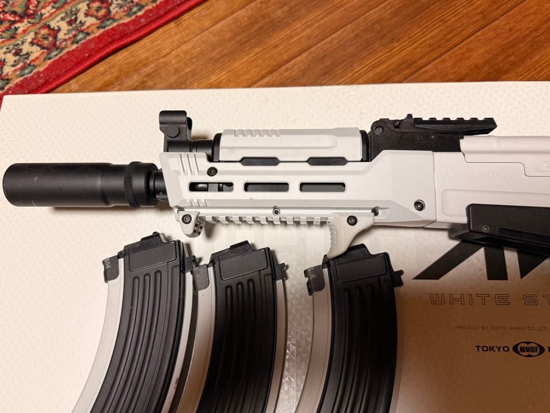 東京マルイ AKホワイトストーム