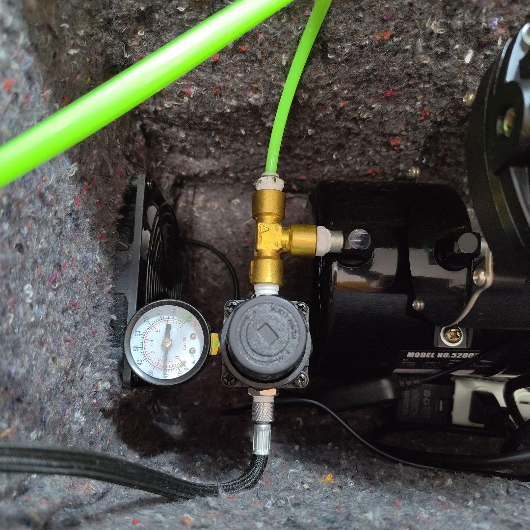 模型作成用 コンプレッサー SMCレギュレーター