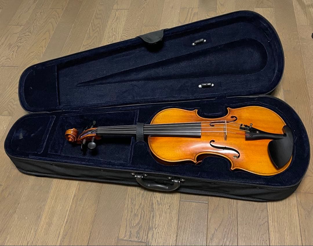 美しい虎杢の丁寧に作られたヴィオラ、15.5インチサイズです。