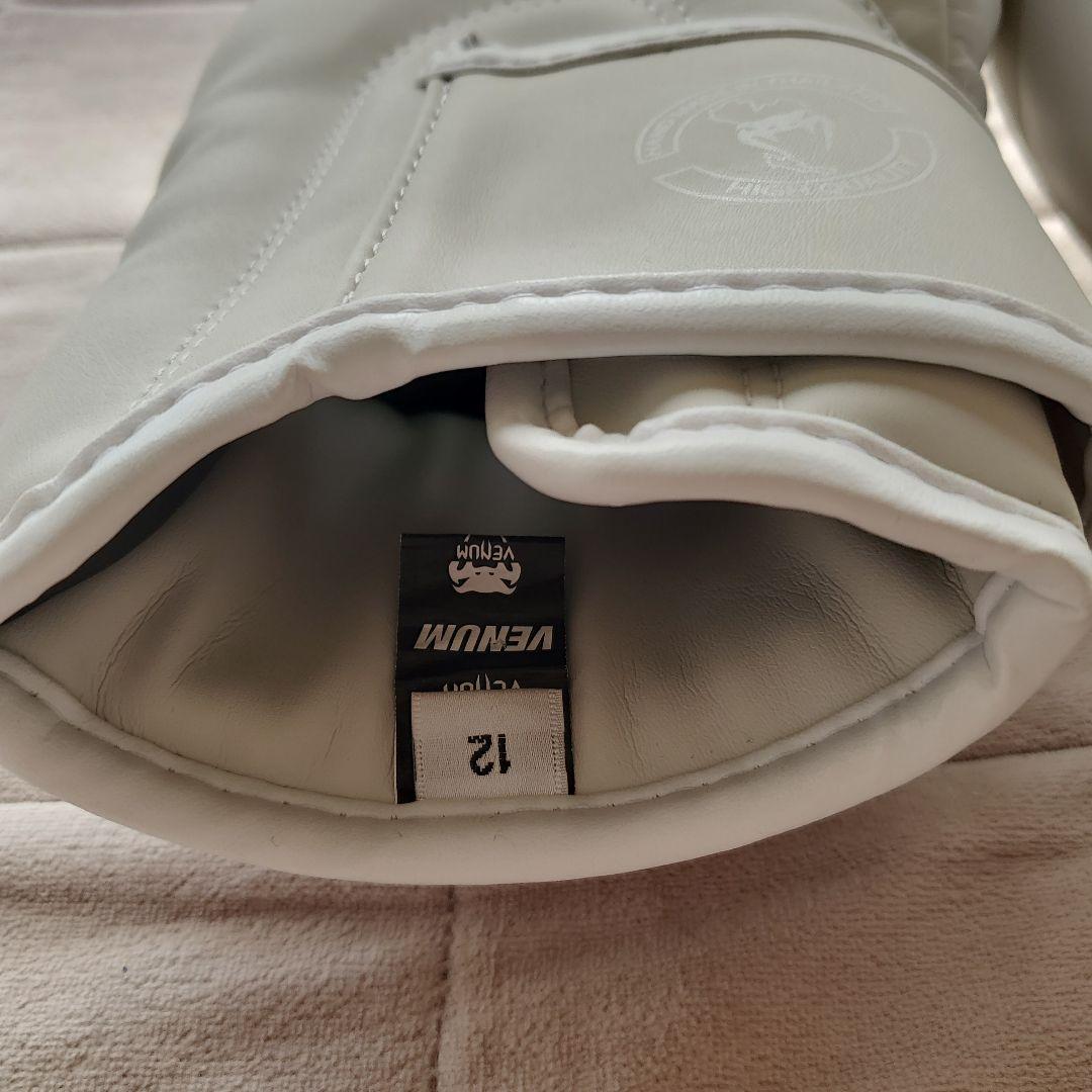 Venum ボクシンググローブ 12オンス