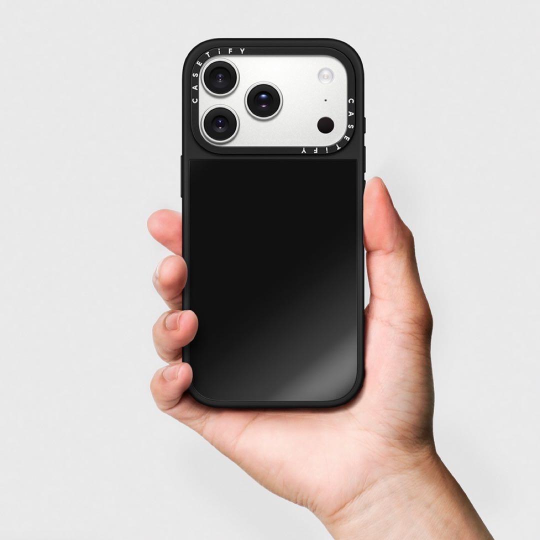 CASETiFY iPhone17promax ミラーケース ブラックバンパー
