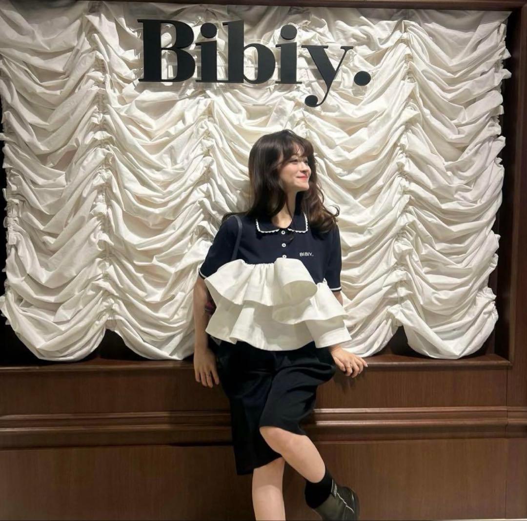 Bibiy トップス　ペプラムトップス　ポロシャツ　popup限定　新品タグ付き
