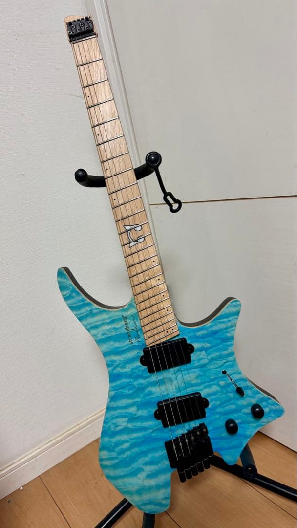 朝日六花コラボモデル ストランドバーグ strandberg 6弦 ケース付き