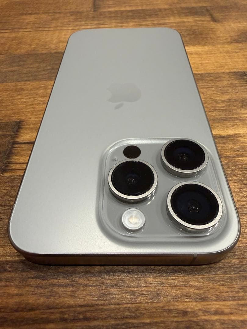 iPhone 15Pro ナチュラルチタニウム　128GB