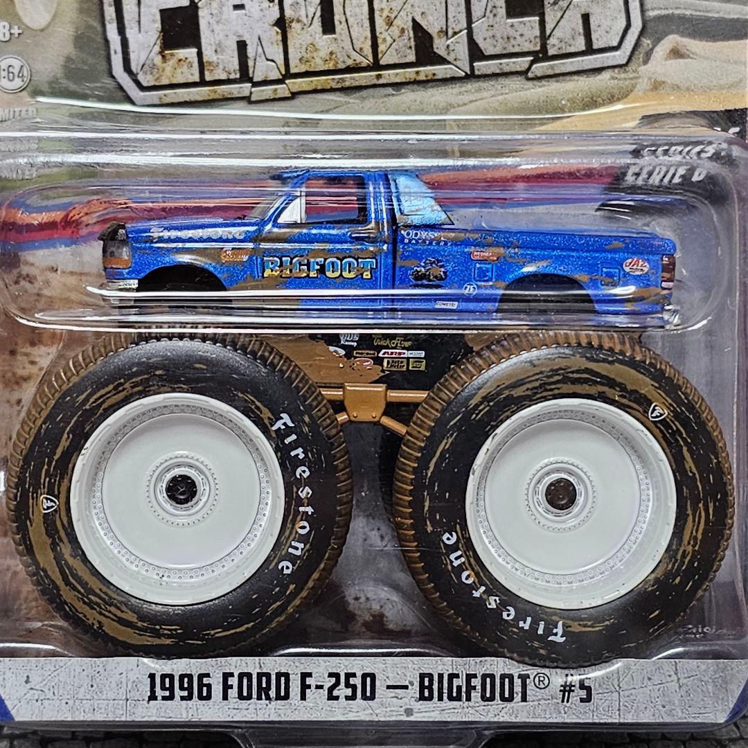 ①グリーンライト　ビッグフット　ギネスに認定されたモンスタートラック　　1/64