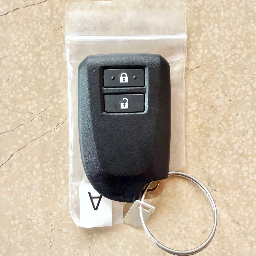 トヨタ純正　ハイエース　スマートキー　キーレス　200系