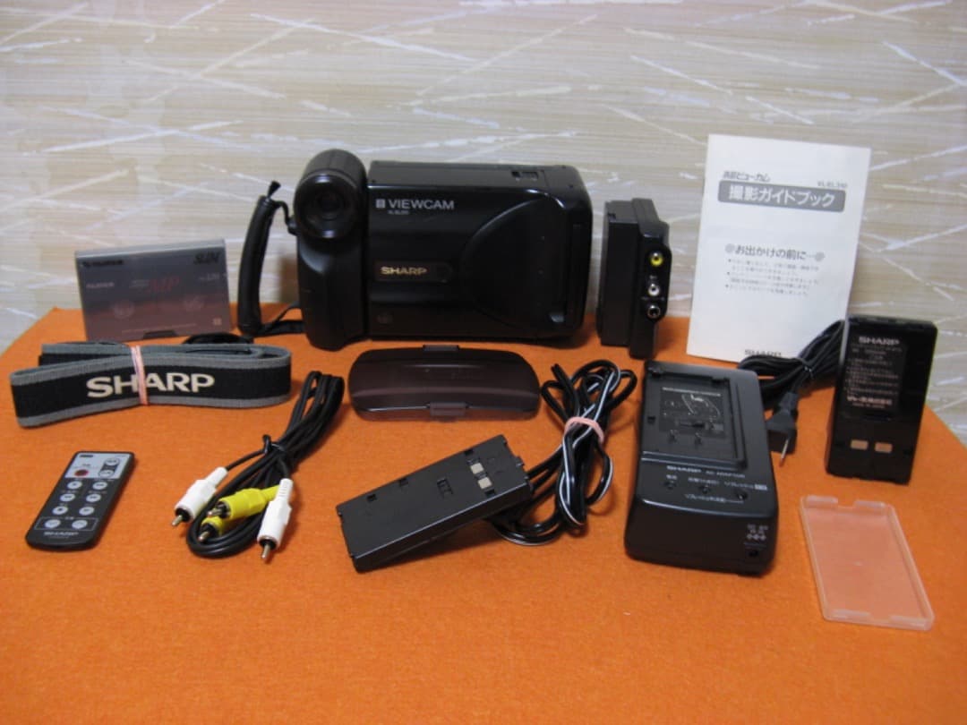 動作OK❗️☆シャープの液晶8ミリビデオカメラ・VL-EL310
